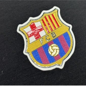 UV DTF贴纸转移到衣服上