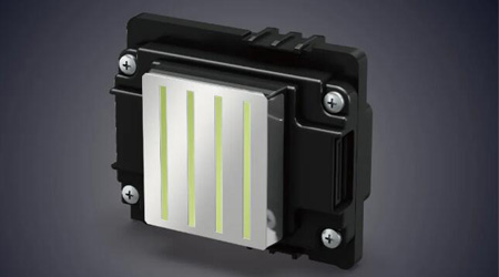 HIWIN silent guide rail, the car runs more smoothly.