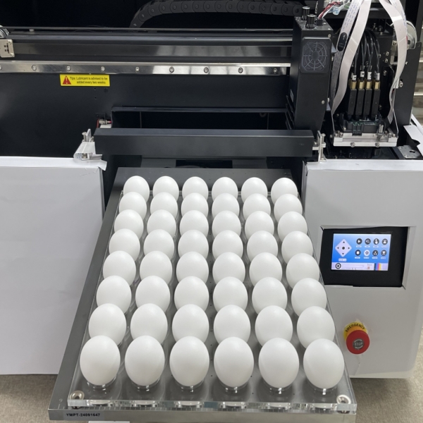 Direct UV printing on ping-pong balls