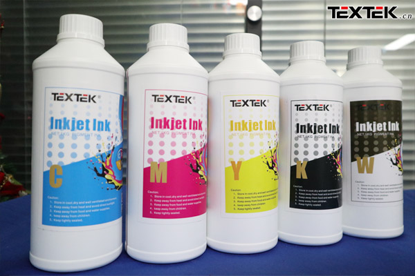 China 1kg CMYK+W Color Water-Based DTF Ink for DTF Printing